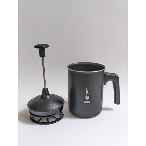 Bialetti Montalatte Manual Milk Frother 330ml / 11 oz w/ Box & Manual EXCELLENT - Picture 7 of 12